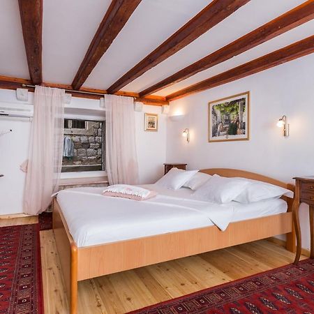 Guesthouse Vicelic 1 ดูบรอฟนิก ภายนอก รูปภาพ