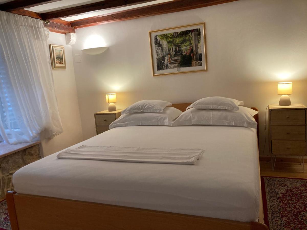 Guesthouse Vicelic 1 ดูบรอฟนิก ภายนอก รูปภาพ