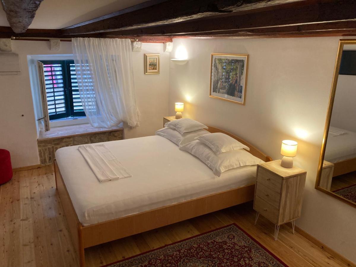 Guesthouse Vicelic 1 ดูบรอฟนิก ภายนอก รูปภาพ