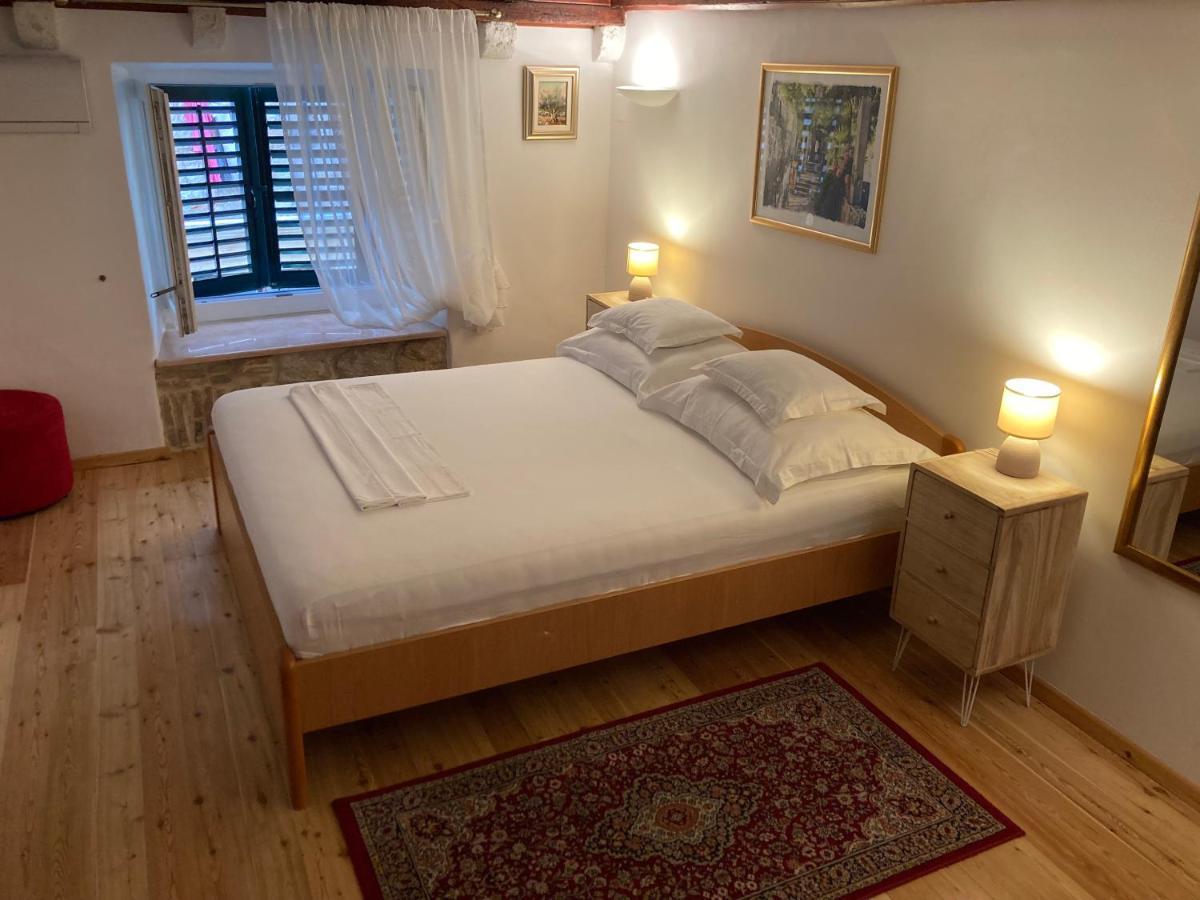Guesthouse Vicelic 1 ดูบรอฟนิก ภายนอก รูปภาพ