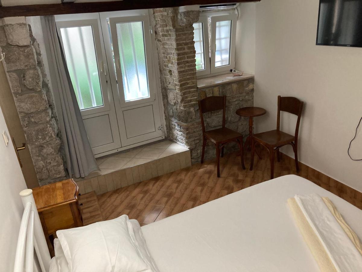 Guesthouse Vicelic 1 ดูบรอฟนิก ภายนอก รูปภาพ