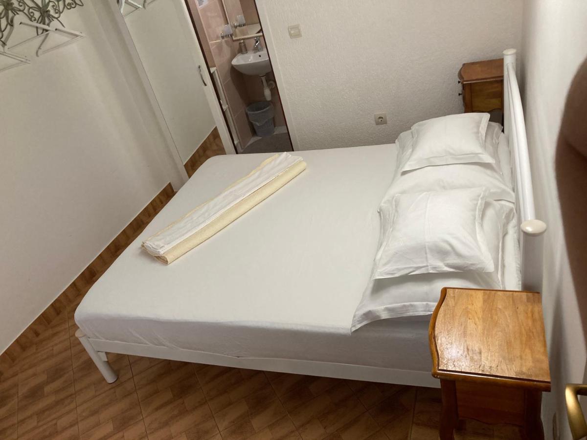 Guesthouse Vicelic 1 ดูบรอฟนิก ภายนอก รูปภาพ